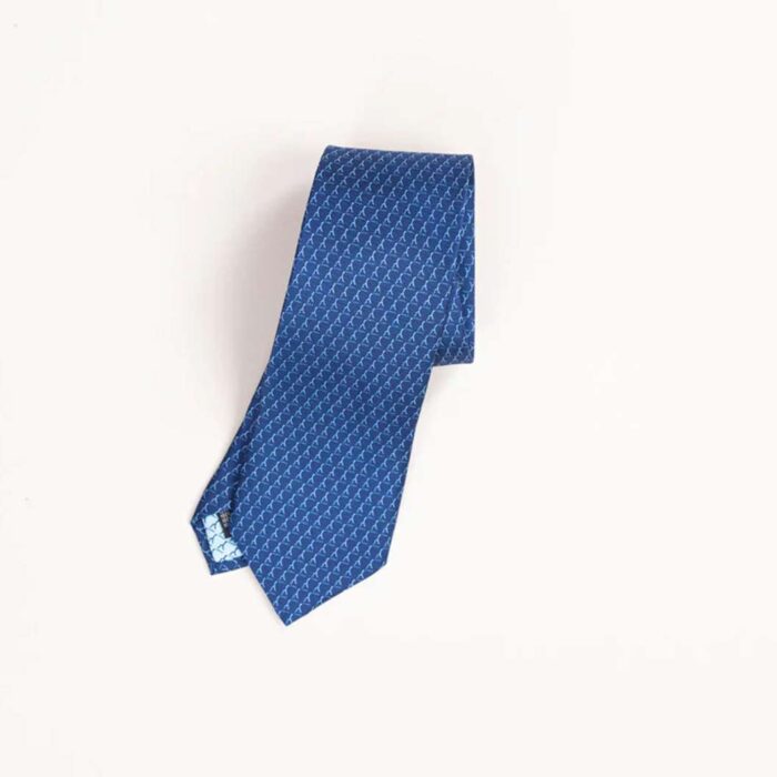 La seta del lago di como prodotti aquadulza cravata con logo blu classica
